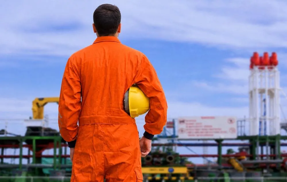 Petróleo no Brasil: pesquisa com 24,5 mil trabalhadores analisa impacto econômico e social do setor