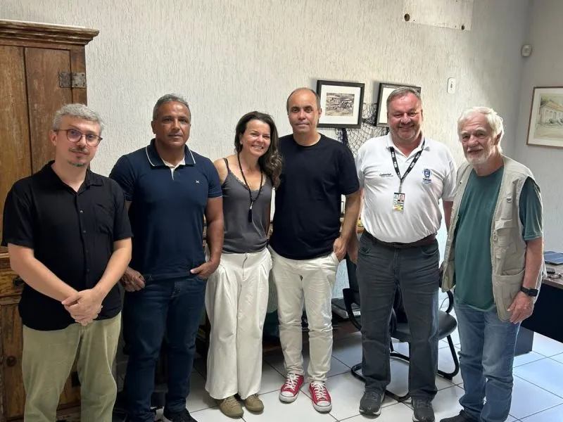 Prefeitura de Búzios realiza reunião para alinhar recepção de produção audiovisual da Netflix